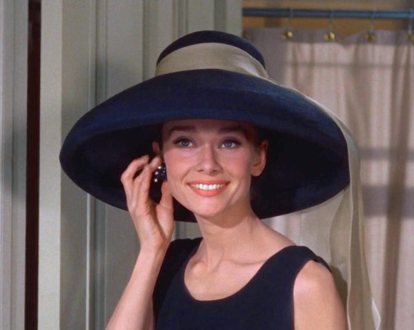 By Trailer screenshot - Breakfast at Tiffany's trailer, Public Domain, https://commons.wikimedia.org/w/index.php?curid=4451758