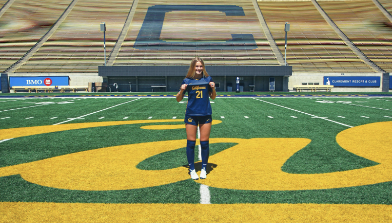 Izzy Bertolucci on Cal soccer pitch