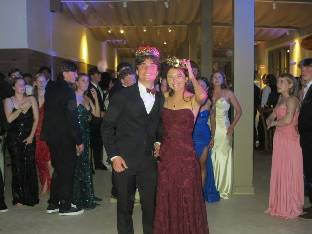 Prom Takes to Del Monte Beach for a Night of Fun
